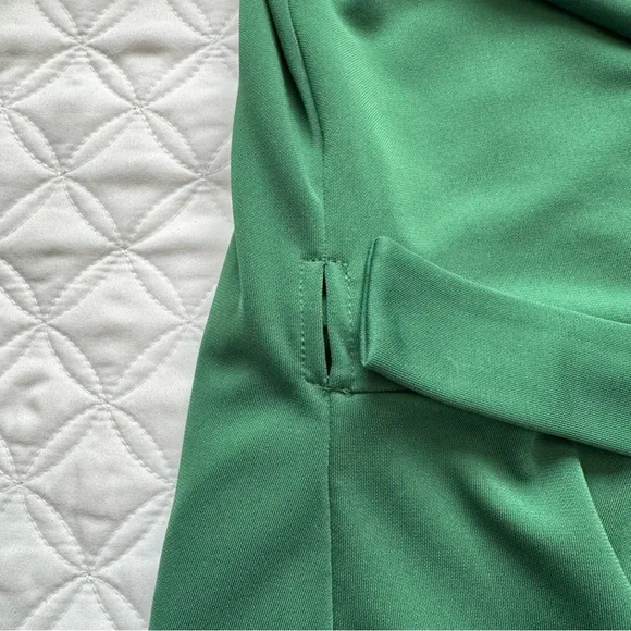 Lark & Ro Emerald Green Jersey Fabric Long Sleeve Wrap Tie Dress Size M - Picture 14 of 15